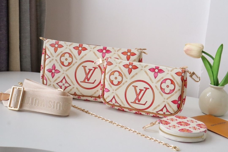 LV Clutch Bags